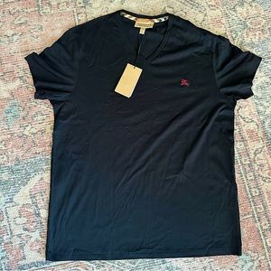 Burberry Brit Men's Lindon Cotton V-Neck Tee in Black. XL